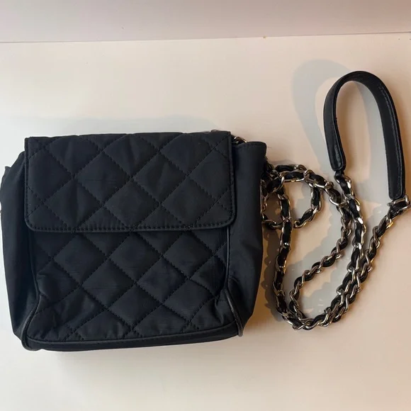 Ann Taylor Vintage Quilted Crossbody Purse With Chain Link Strap - Picture 2 of 5